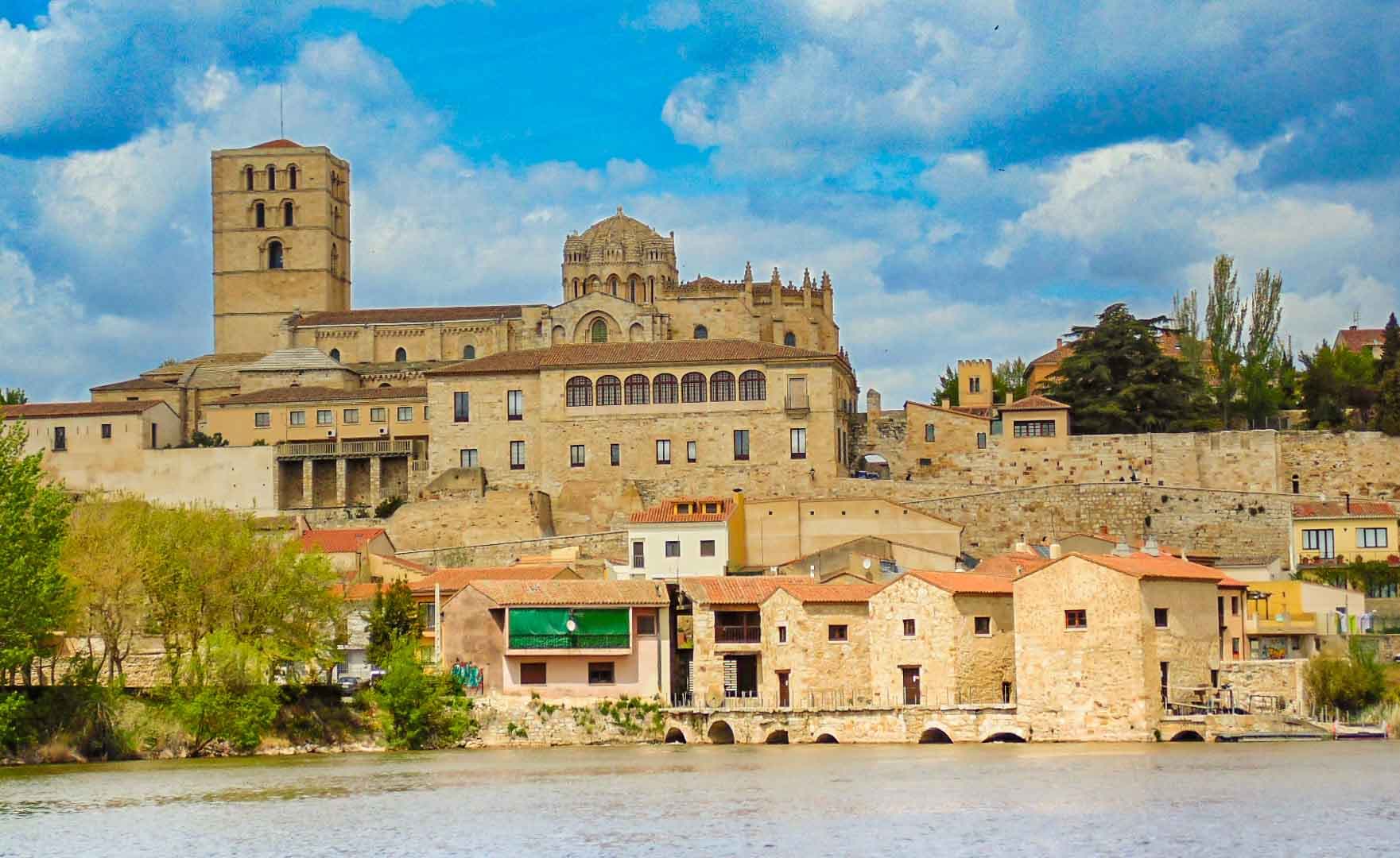 Zamora